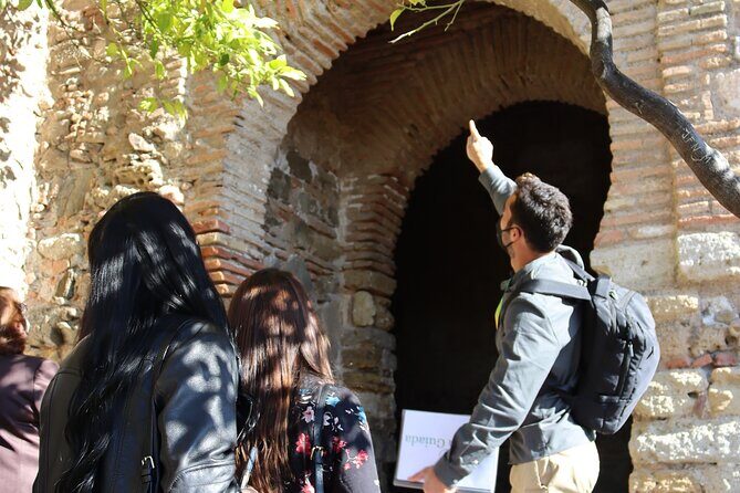 Get to know Malaga like a Local : Private Walking Tour - Santiago Apostol: Oldest Parish and a Picasso Connection