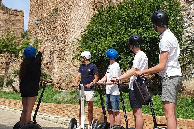 Gibralfaro Castle, Port & Bullring Segway Tour in Málaga - Stop 1: Jardines del Castillo de Gibralfaro + Alameda Park vibes