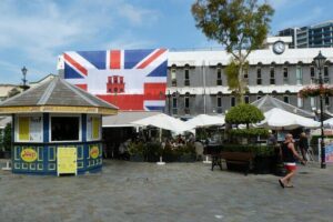Gibraltar Day Trip at your Own Pace from Malaga & Costa del Sol - Main Street and the Alameda Botanical Gardens: the comfort break that matters