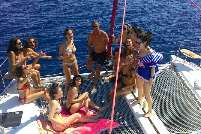 Half-Day Luxury Catamaran Sailing Cruise in Granada - Getting on board: meeting point, timing, and the champagne start