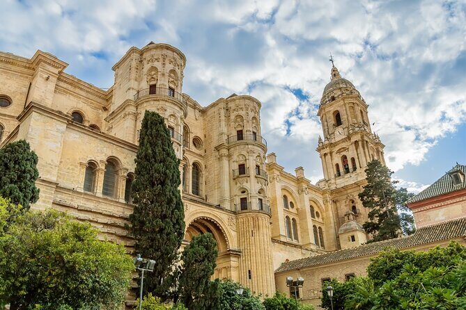 Half-Day Private Taxi Tour to Malaga Historic Center - Price and value: what you’re actually paying for