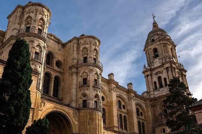 Historical Centre and Cathedral of Málaga - La Manquita: what you’ll notice the moment you arrive