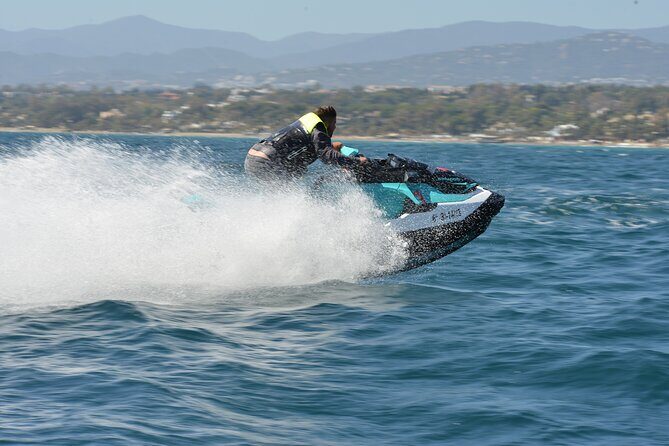 JET SKI TOUR Experience 1 Hour. - Price and Value: Is $216.74 Per Group a Good Deal?