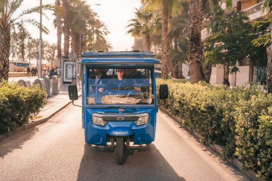Málaga 1-hour by TukTuki: Essential and Private Tour - Shipyard Market and the Tribune of the Poor: where local life shows up