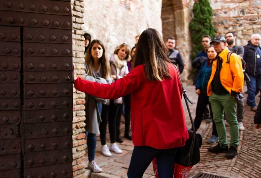 Málaga: Alcazaba and Roman Theatre Guided Tour With Entry - Alcazaba Time: Courtyards, Gardens, Towers, and the Human Stories