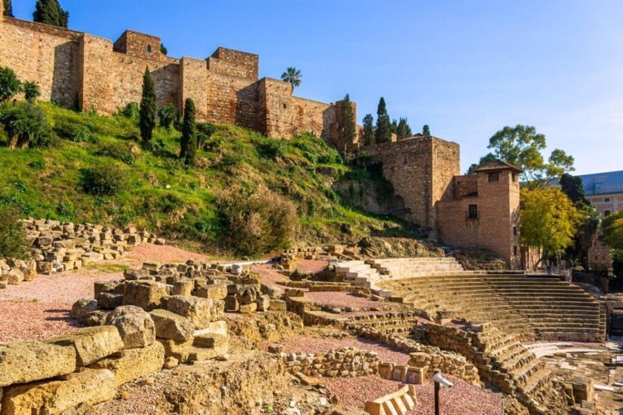 Malaga: Alcazaba and Roman Theatre Private Tour With Tickets - Who should book this private tour?