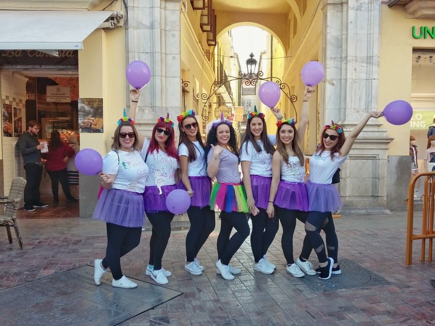 Malaga: Bachelorette Party Treasure Hunt - Plaza de la Merced and Teatro Cervantes: photos plus puzzle momentum