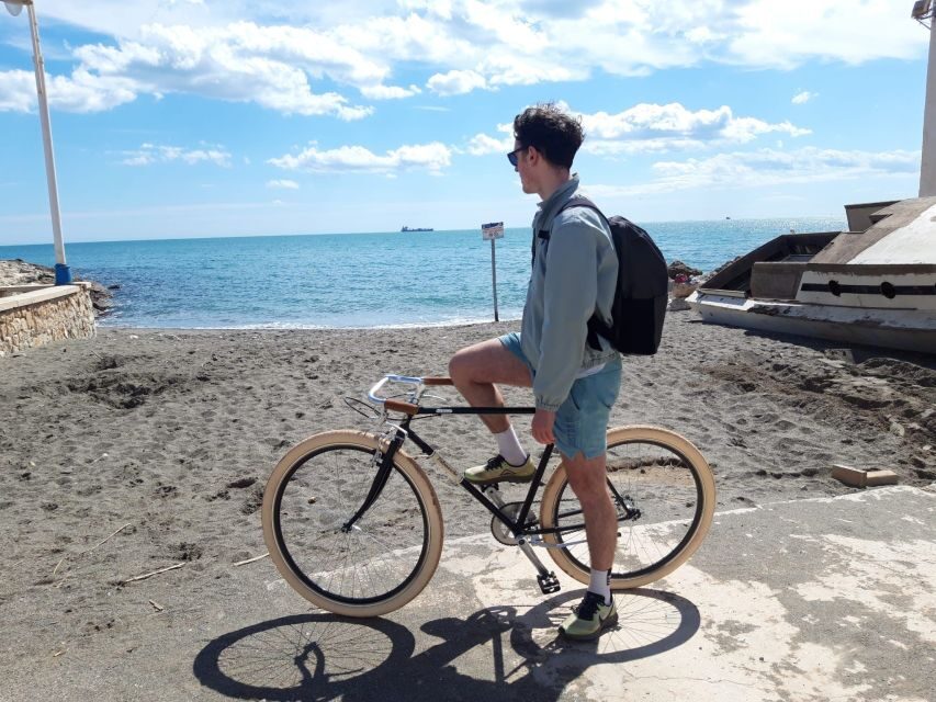 Malaga: Bike Rental for City Discovery Route & Beaches - Historic center corners: add your own Malaga story
