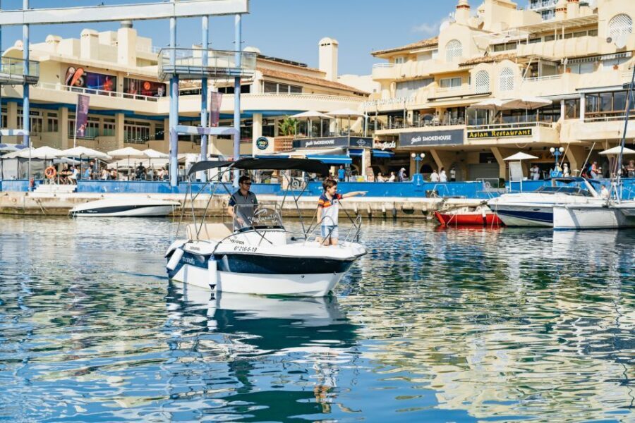 Malaga: Boat Rental without a License for Dolphin Watching - Choosing Your Rental Length: 30 Minutes to 4 Hours