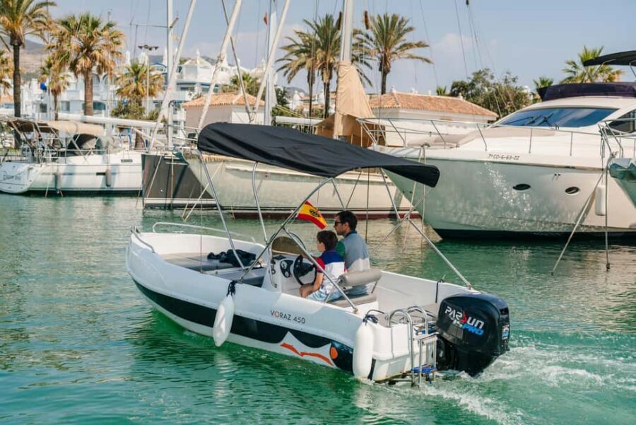 Malaga: Boat Rental without a License for Dolphin Watching - Dolphins, Beaches, and Empty Coves: What the Coastday Really Feels Like
