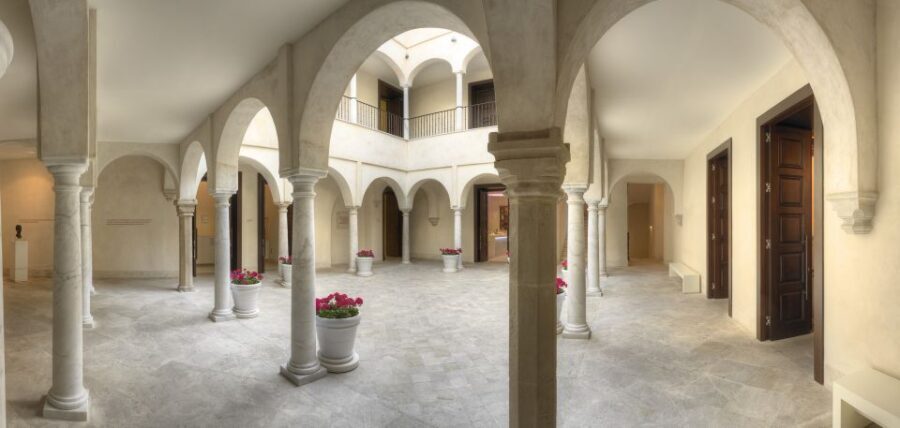 Málaga: Carmen Thyssen Museum Ticket - Audioguide experience: helpful, not overwhelming
