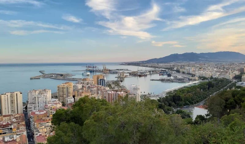 Malaga: Castle Hill and Fisherman Village E-Bike Tour - Why this 3-hour E-bike loop works in Malaga