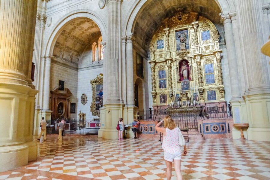 Malaga: City Sightseeing Hop-On Hop-Off Bus Tour - Museums and add-ons: MIMMA, VR, Picasso, Pompidou, and Flamenco