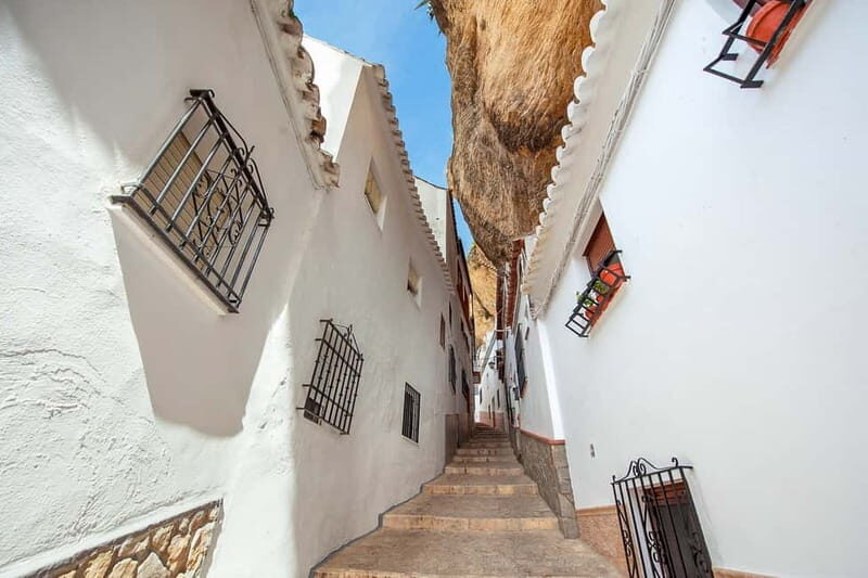 Málaga & Costa del Sol: Ronda and Setenil de las Bodegas - Stop 2: Ronda’s center, the bullring, and the option for a guided walk