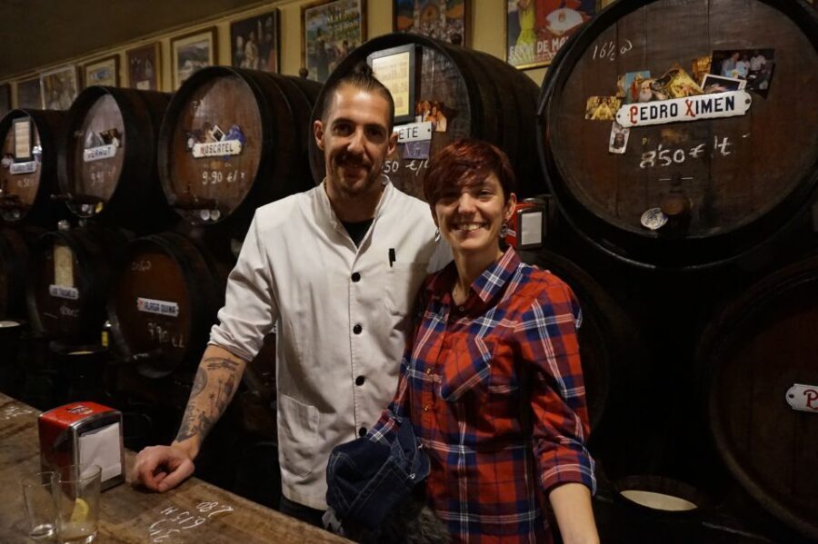 Malaga: Flamenco, Tapas, and Wine Tour - The secret stop: concert and traditional dance