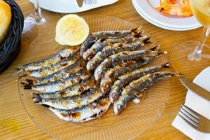 Malaga Food Tour: Tapas, Drinks and Delights with a Local - Start at Atarazanas: where your Malaga evening begins