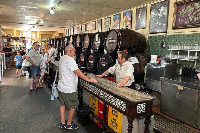 Malaga Food Walking Tour with Atarazanas Market Visit - Who this tour suits best