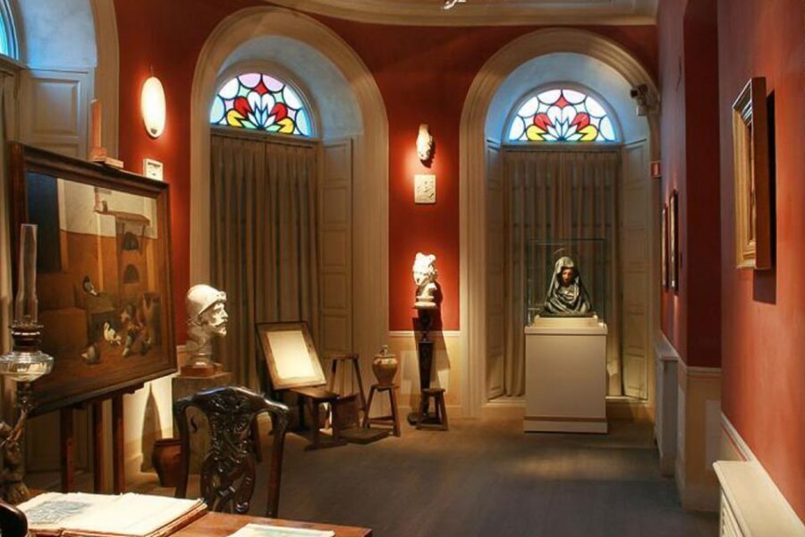 Malaga: Guided tour of Picasso's Birthplace Museum - Practical Tips That Will Make Your Tour Smoother