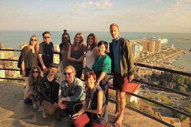 Malaga Highlights, Old Town & Viewpoints Walking Tour - Mirador del Gibralfaro: the paved uphill that pays for itself