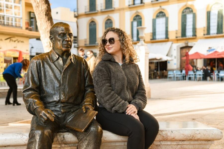 Malaga: History of Picasso Guided Walking Tour - Picasso Museum Malaga: a helpful bridge to deeper visits