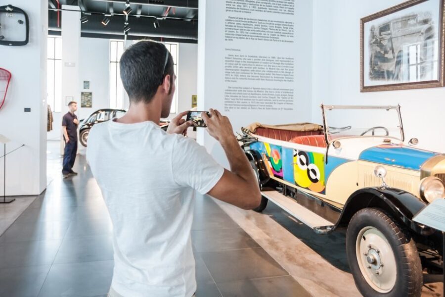 Málaga: Museo del Automóvil y la Moda Ticket - Practicalities: Parking, Bags, and What to Bring