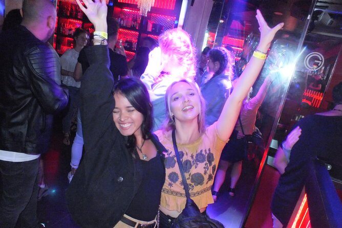 Malaga Nightlife Pub Crawl Tour with Drinks and Clubs Entry - Guides and group energy: meeting people without forcing it