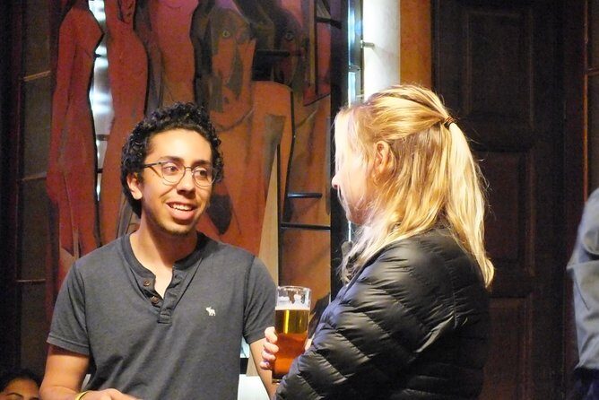 Malaga Nightlife Pub Crawl Tour with Drinks and Clubs Entry - How to get the best night out of this tour
