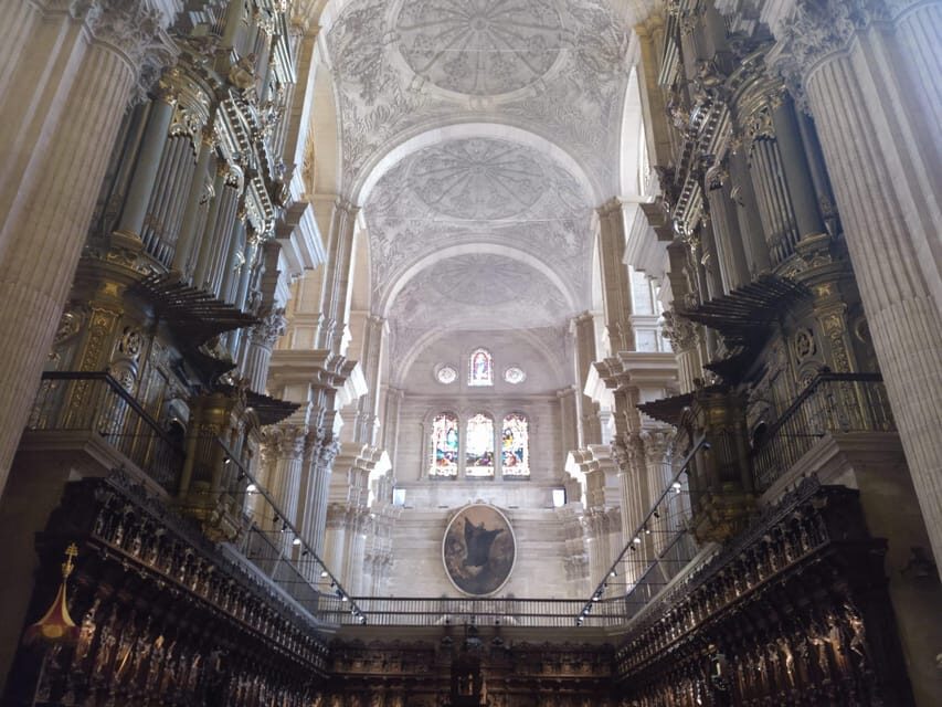 Malaga: Old Tour Walking Tour w/Cathedral & Picasso Museum - Getting Started at Plaza de la Constitución (And Finding Your Guide Fast)