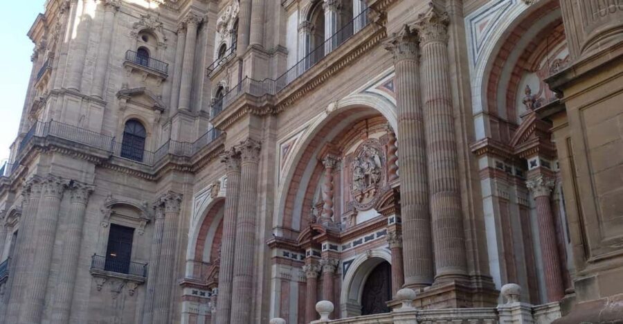 Malaga: Old Tour Walking Tour w/Cathedral & Picasso Museum - Malaga Cathedral: La Manquita and the Art You Can Actually See