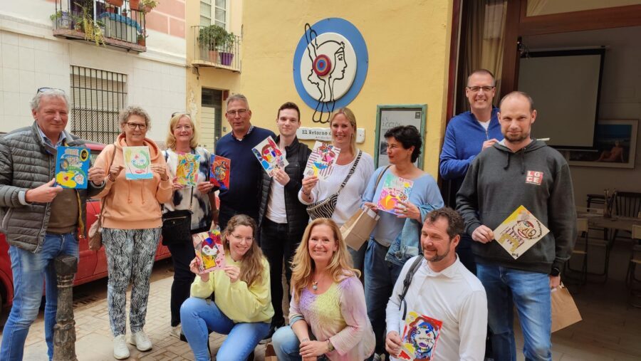 Málaga: Paint your own Picasso - Your Cubist Artwork: Step-by-Step With a Guide, Not a Lecture