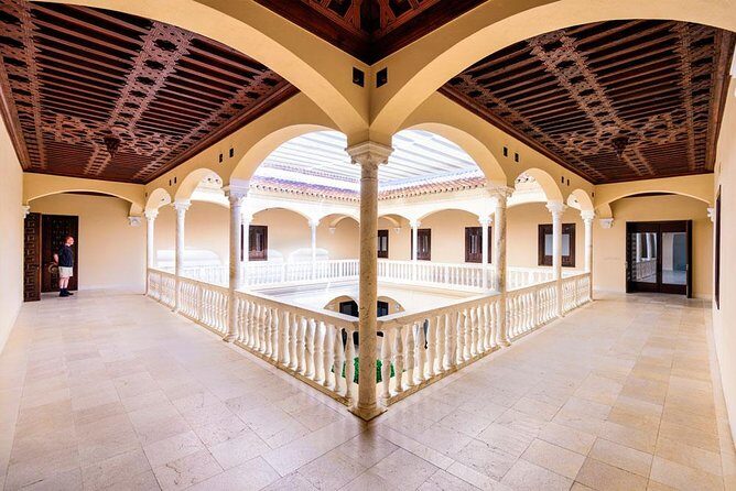 Málaga Picasso Museum Private Guided Tour - Fundación Picasso – Museo Natal: the birthplace stop that sets the tone