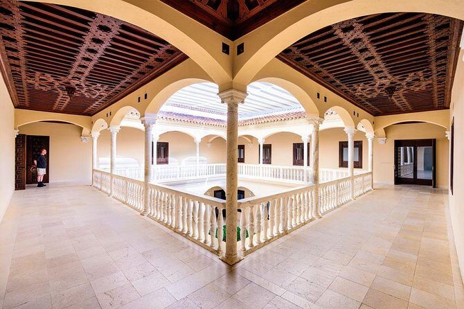 Málaga Picasso Museum Private Guided Tour - Price and value: how $204.81 can make sense here