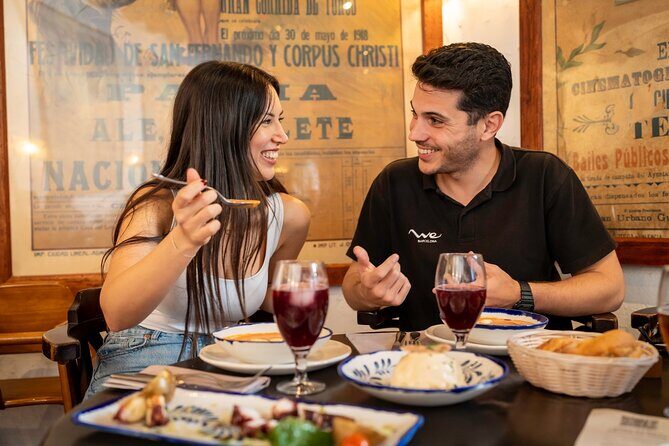 Malaga Private Gastronomic Tour: Tapas, Wine & Rooftops - Why a 5:00 pm tapas tour in Malaga makes sense