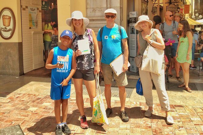 Málaga: Private Sightseeing Treasure Hunt - What to Expect With the Walking Pace (and How to Prep)