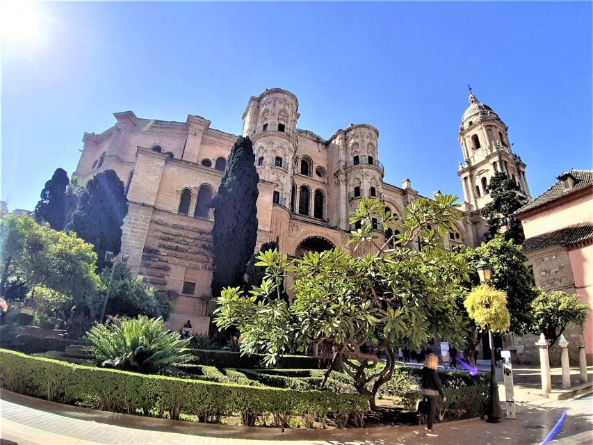 Malaga: Private walking tour - Roman Theatre: seeing Roman Málaga without needing a textbook