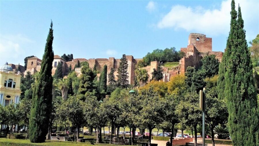 Malaga: Private walking tour - What you get with a private group (and why it can be worth $271)