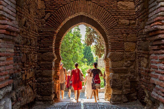 Malaga Private Walking Tour, Alcazaba & Catamaran Cruise - The 2-hour walk through Malaga’s center: street life plus big-picture context