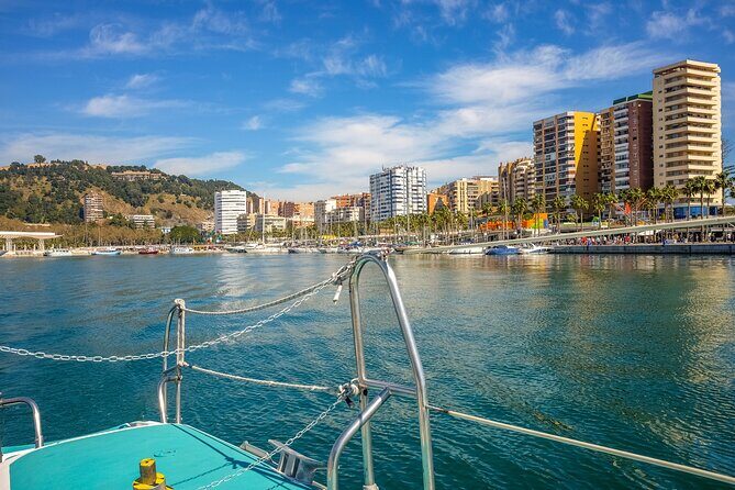 Malaga Private Walking Tour, Alcazaba & Catamaran Cruise - Timing reality check: the break between segments