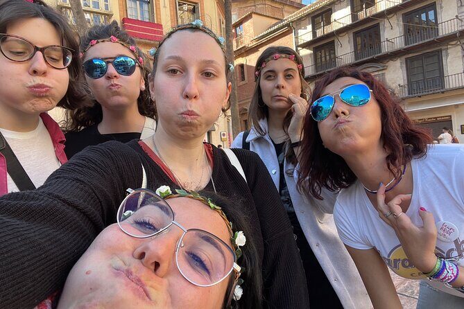 Malaga Scavenger Hunt and Sights Self-Guided Tour - Plaza de la Merced: Puzzles, People-Watching, and a Natural Break