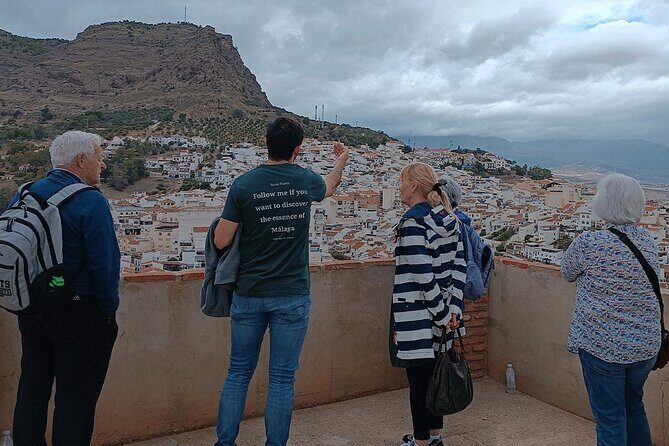 Málaga Small‑Group Wine Tour – Álora Castle Views & 4 Tastings - Malaga to Álora: why the ride matters more than you’d expect