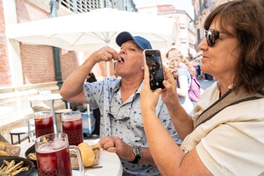 Malaga: Taste-of-Spain Walking Food Tour - Seven tapas and drinks: where the $100 price starts making sense