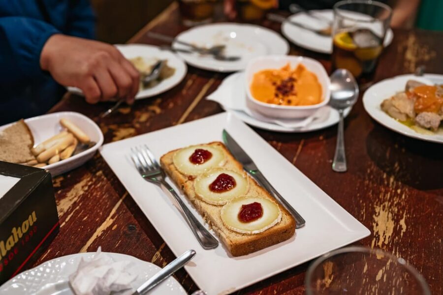 Málaga: Traditional Andalusian Tapas and Wine Tour - Antigua Casa de Guardia: your first wine in a 200-year-old winery