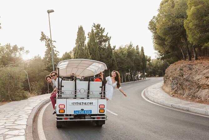Malaga Welcome Tour with Local Guide in Eco Tuk Tuk Private - University of Malaga (UMA) and the Civic Reality of the City