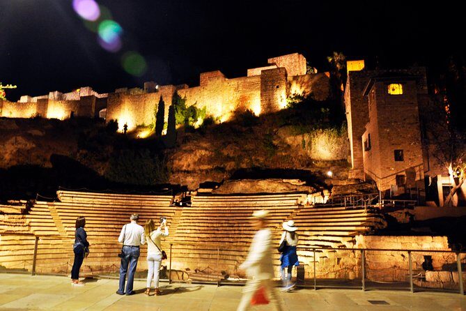Malaga Wine & Tapas Small Group Guided Tour - Meeting on Calle Marqués de Larios: the small-group advantage