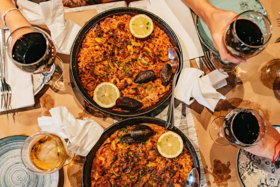 Malaga's tradition and tapas tour with Official Guide - Restaurant Stop 1: Three Traditional Dishes Plus a Drink