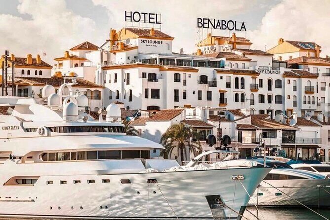 Marbella and Mijas Day Tour and Puerto Banus and Benalmadena - Stop 5: Marbella Golden Mile—ending on a famous strip
