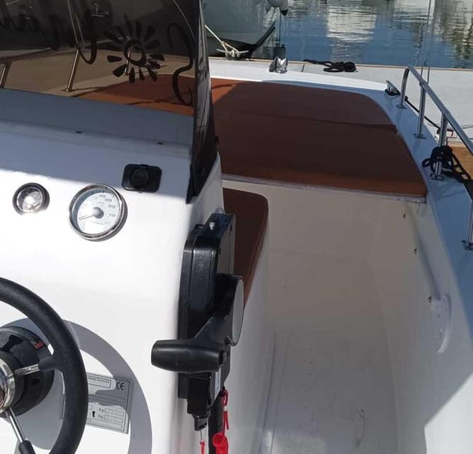 Marbella: Boat Rental without License - Cruising with your own schedule: 30 minutes to 4 hours