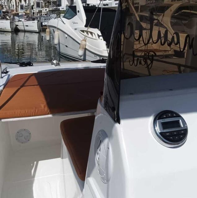 Marbella: Boat Rental without License - What it’s like for your group (and when it won’t fit)