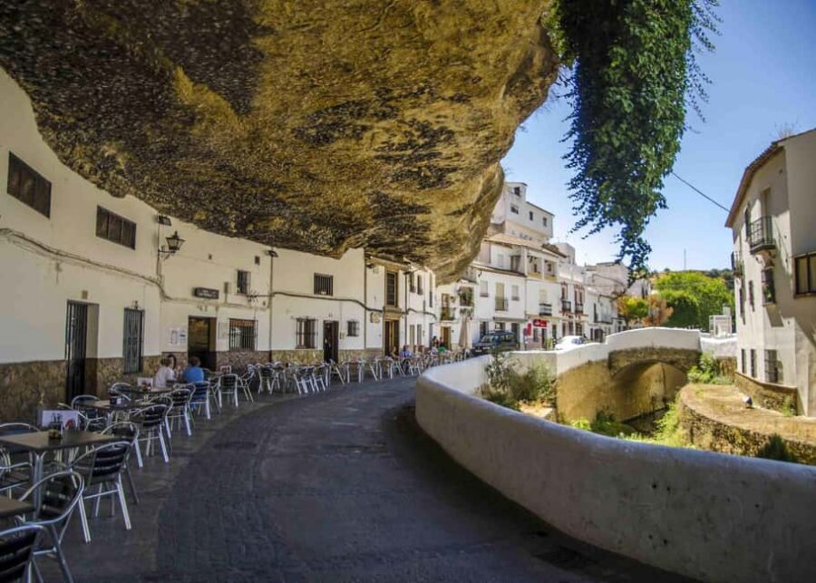 Marbella/Estepona: Ronda and Setenil de las Bodegas - Ronda Free Time: Lunch Reset and How to Use It Smartly