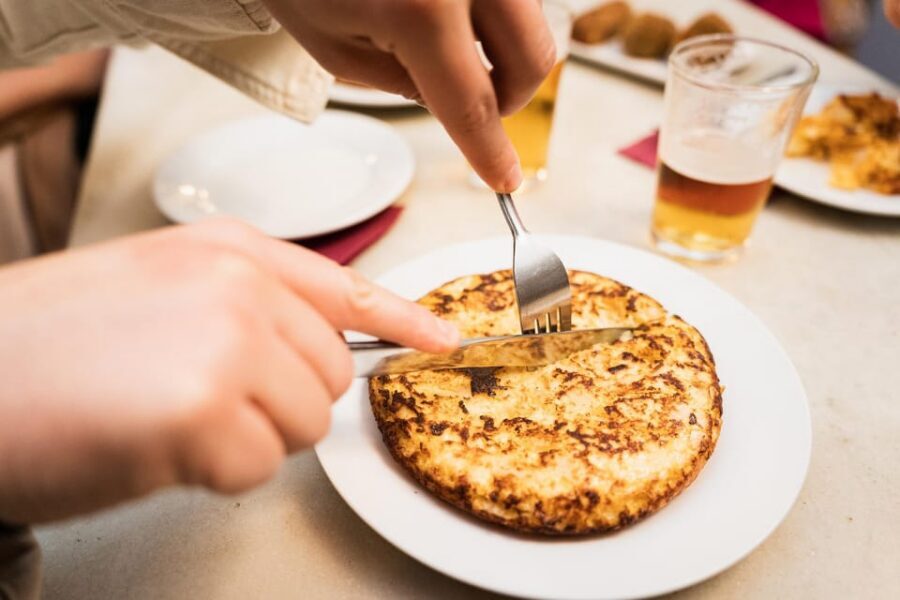 Marbella Food Tour with Tapas & Drinks with a Local - Croquetas and Berenjena Frita: The Less-Touristy Hits